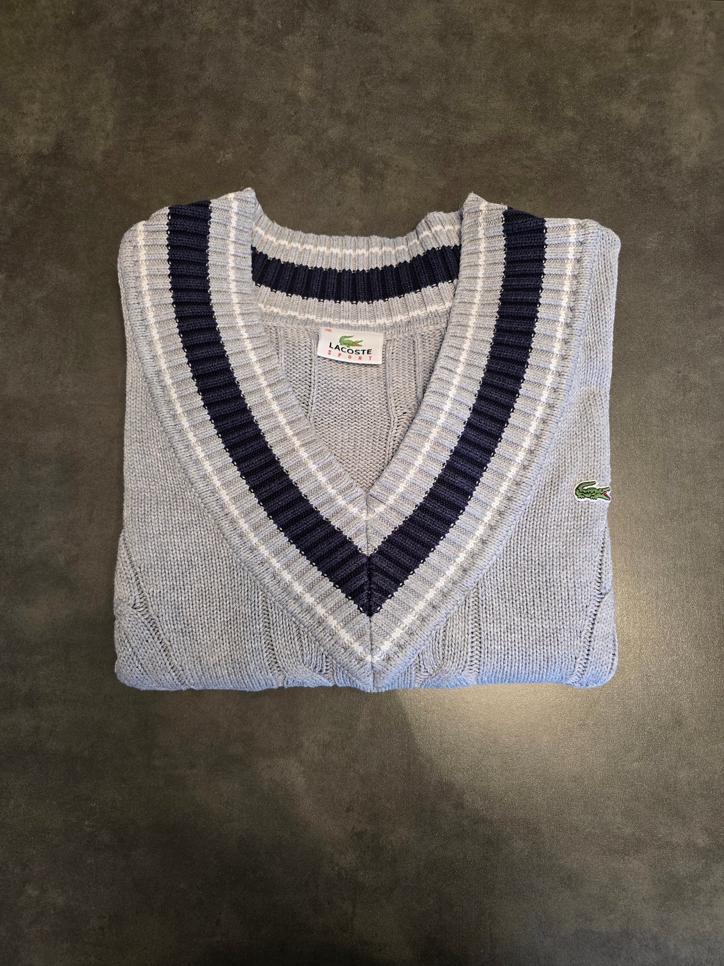 Pull col V en maille torsadée gris - S/36