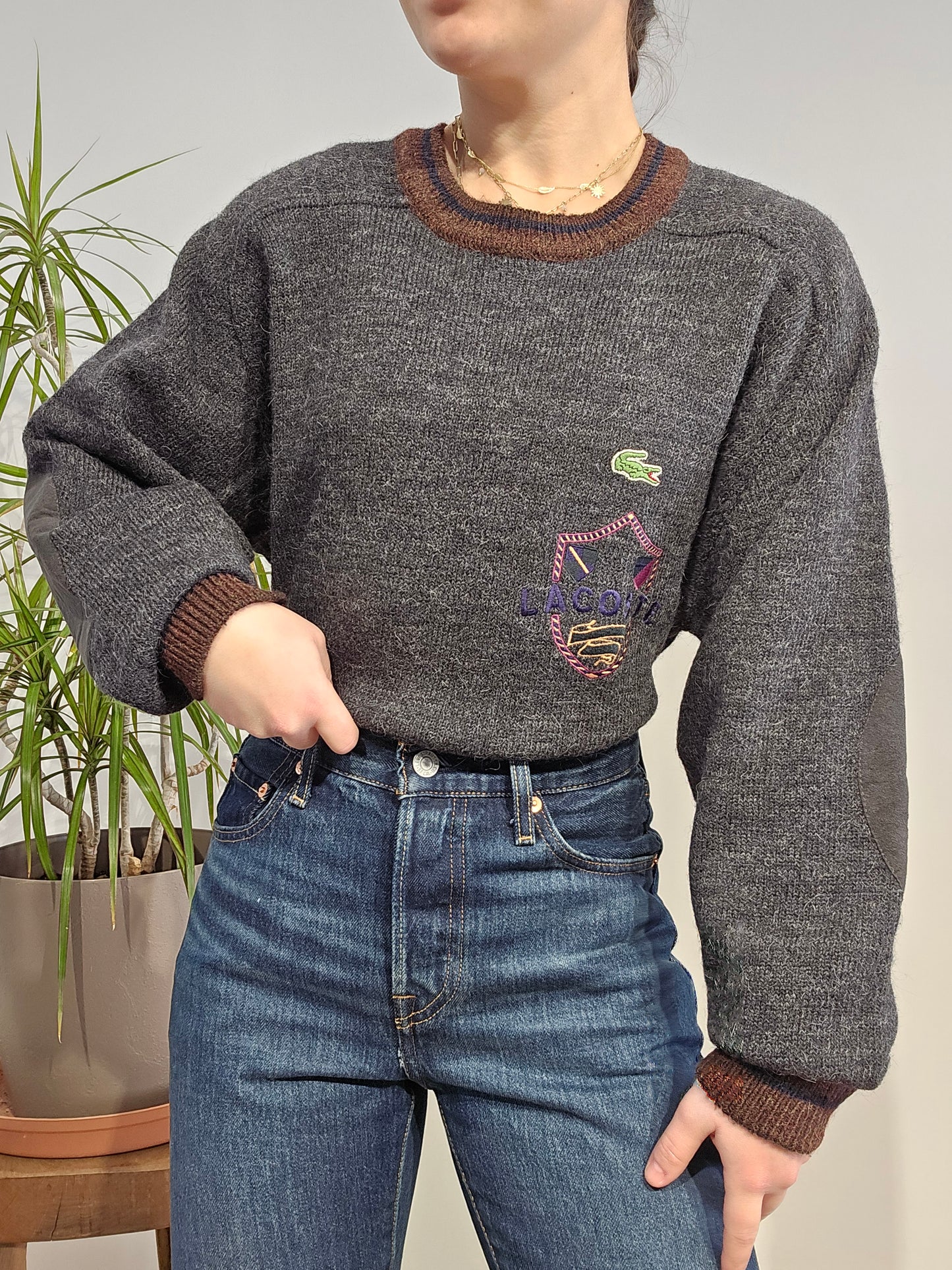 Pull en laine grise brodé des années 80' - M/38 femme