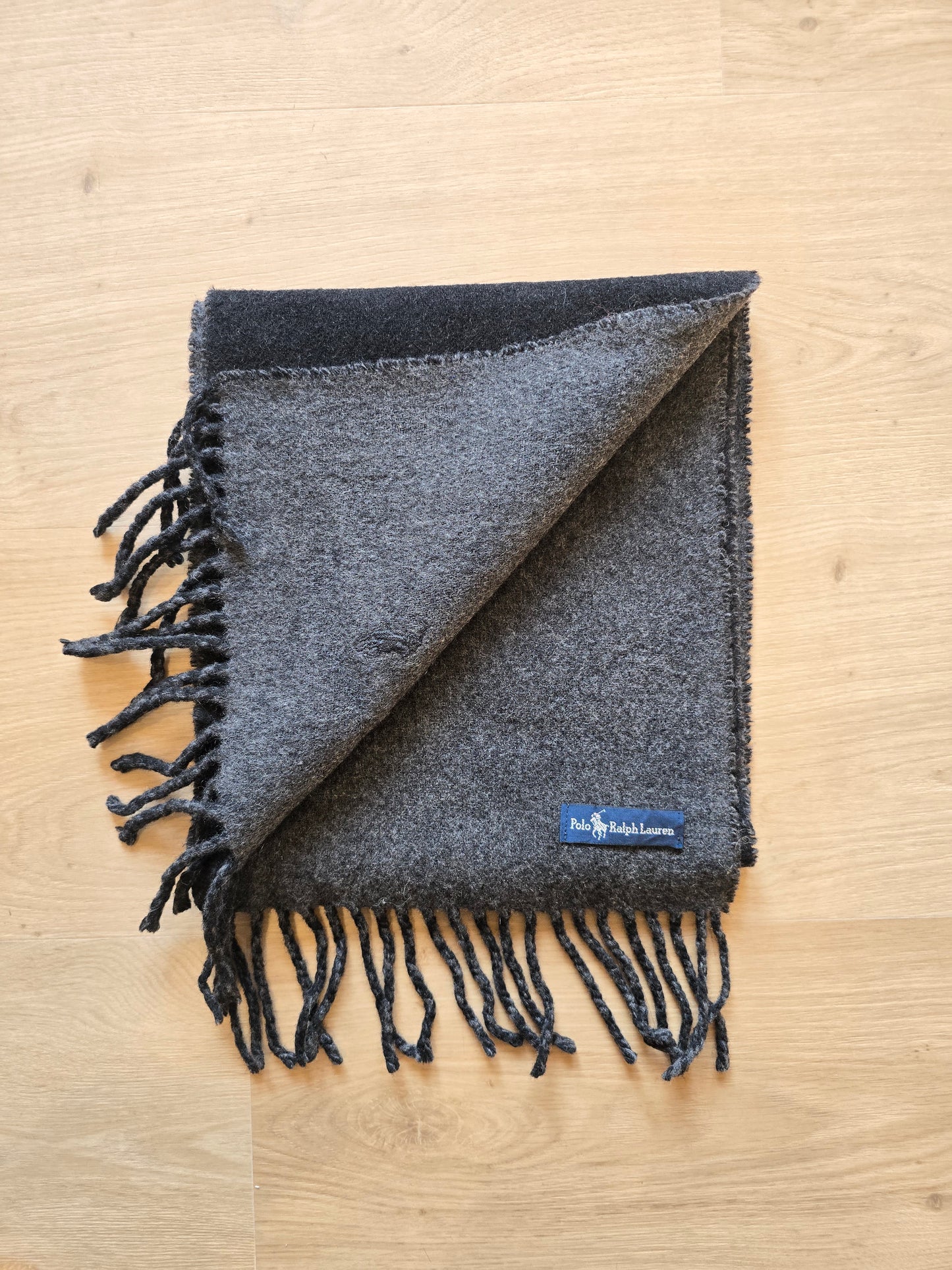 Écharpe en laine noire à frange - TU