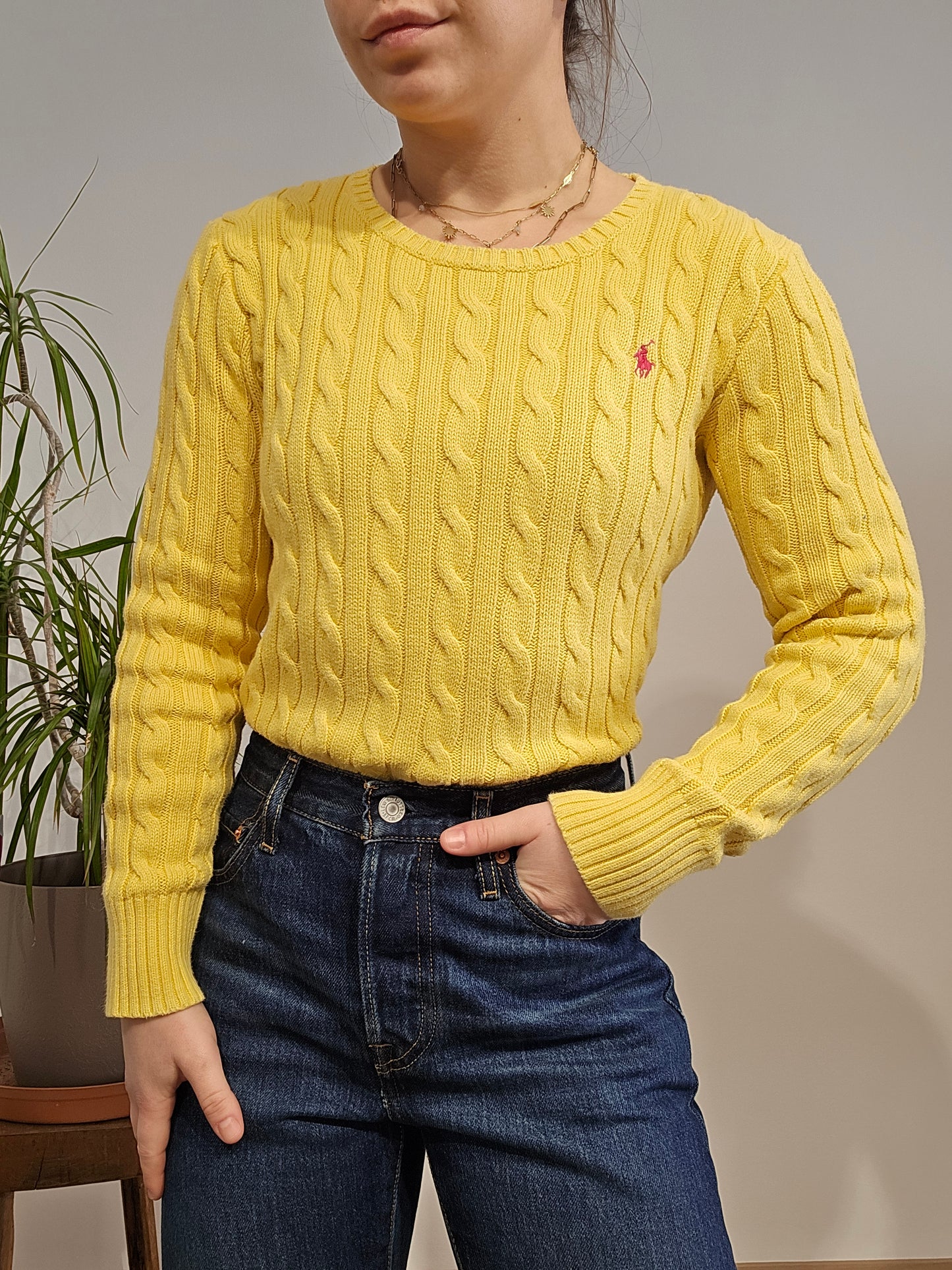 Pull col rond en maille torsadée jaune - XS
