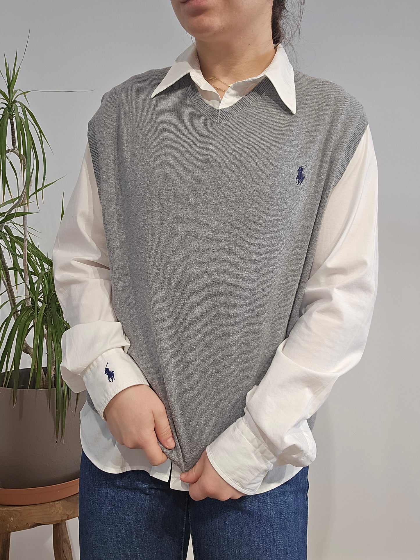Pull col V en coton gris sans manches - M