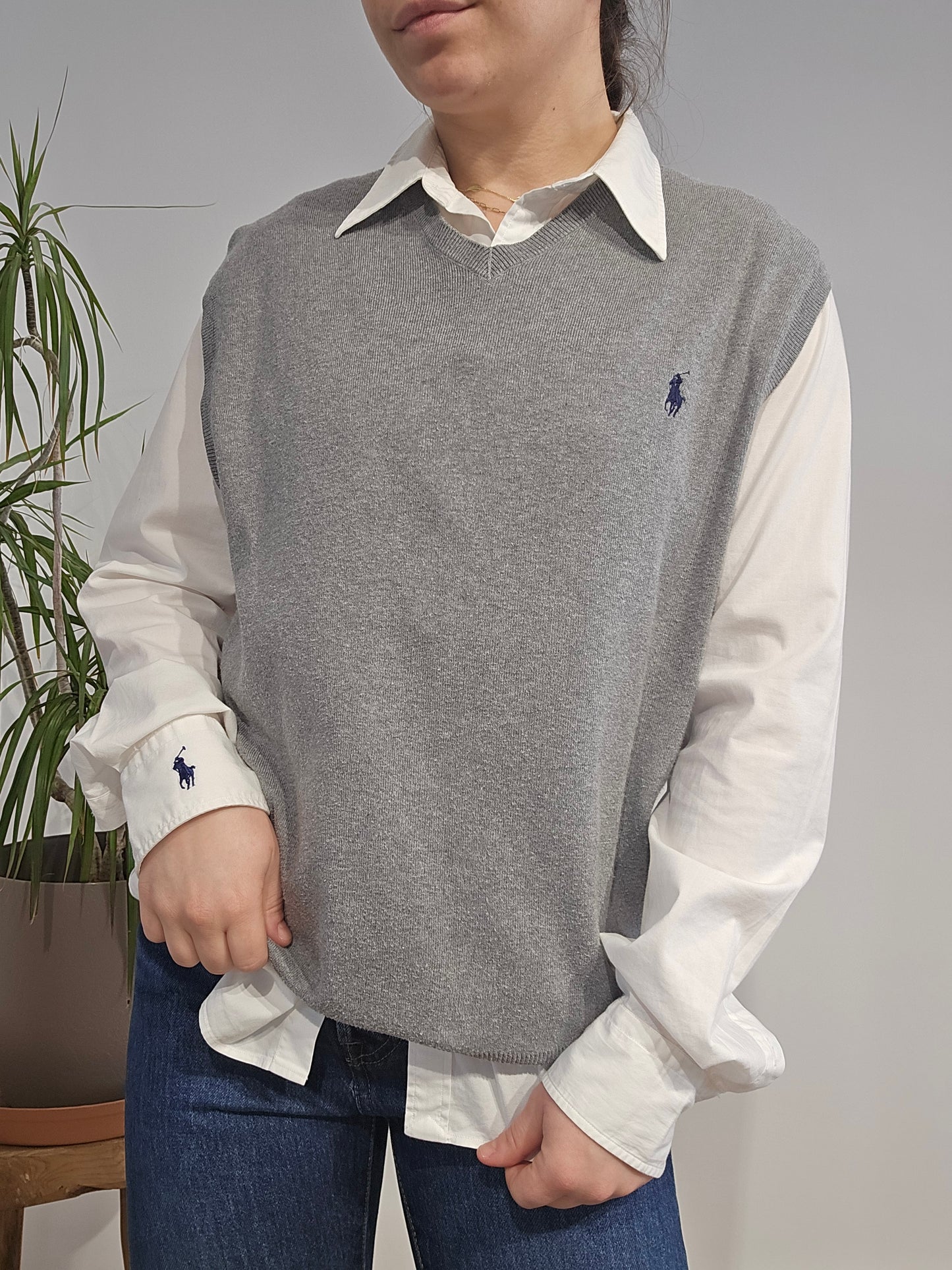 Pull col V en coton gris sans manches - M