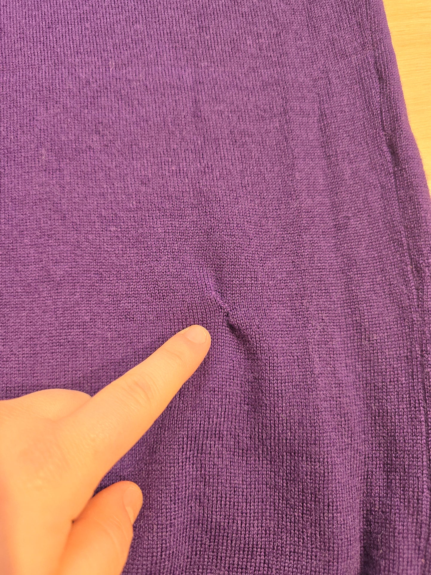 Pull léger col V violet - S