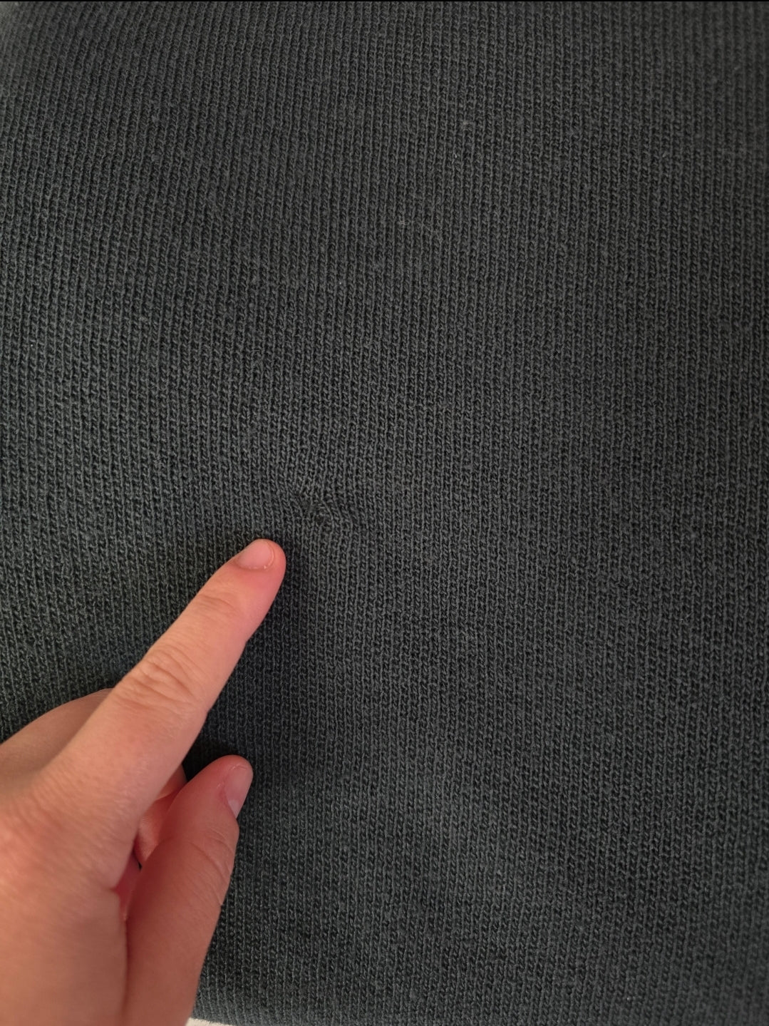 Pull col V vert foncé des années 90' - M