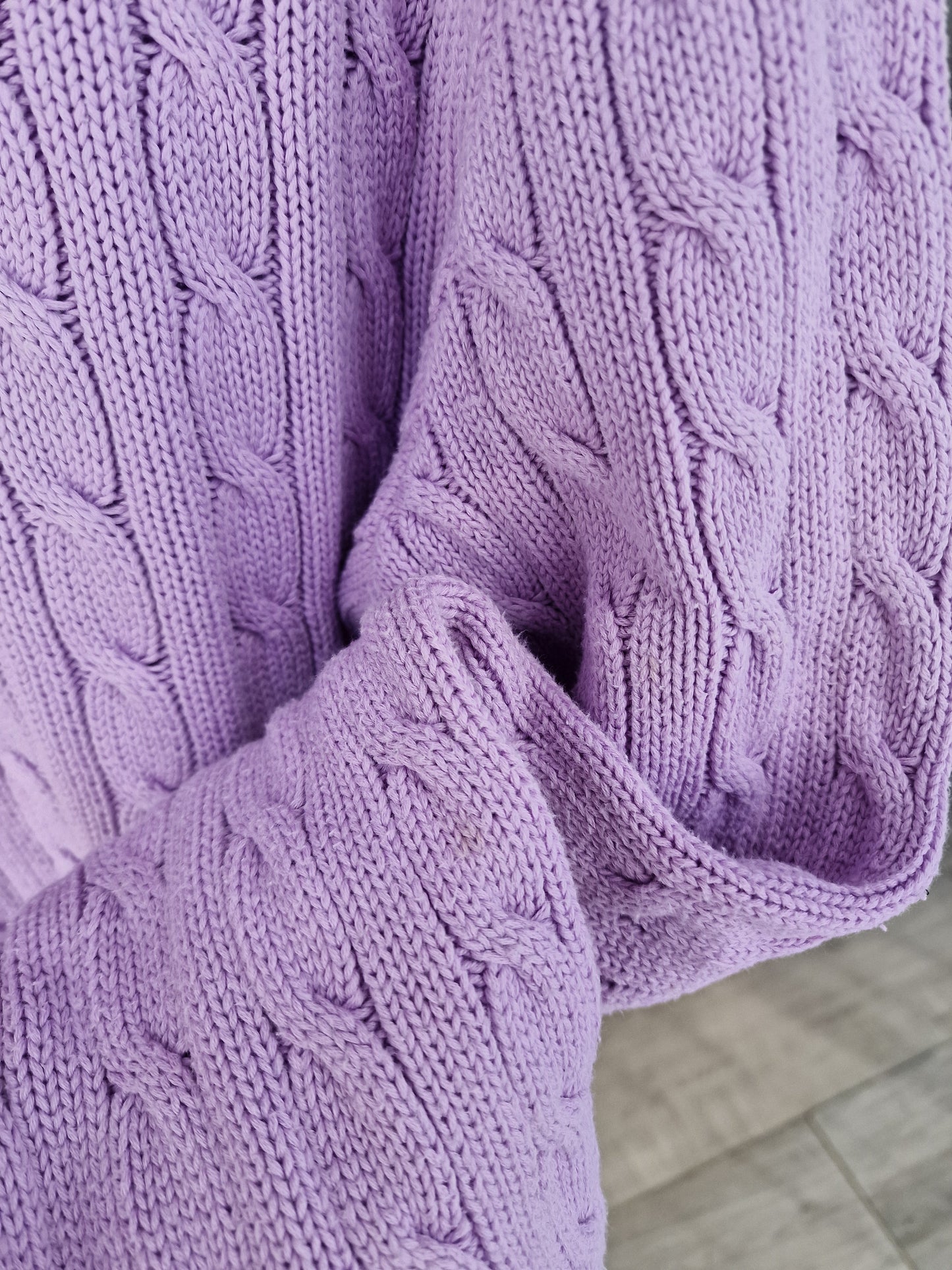 Pull en maille torsadée lila - XL/42