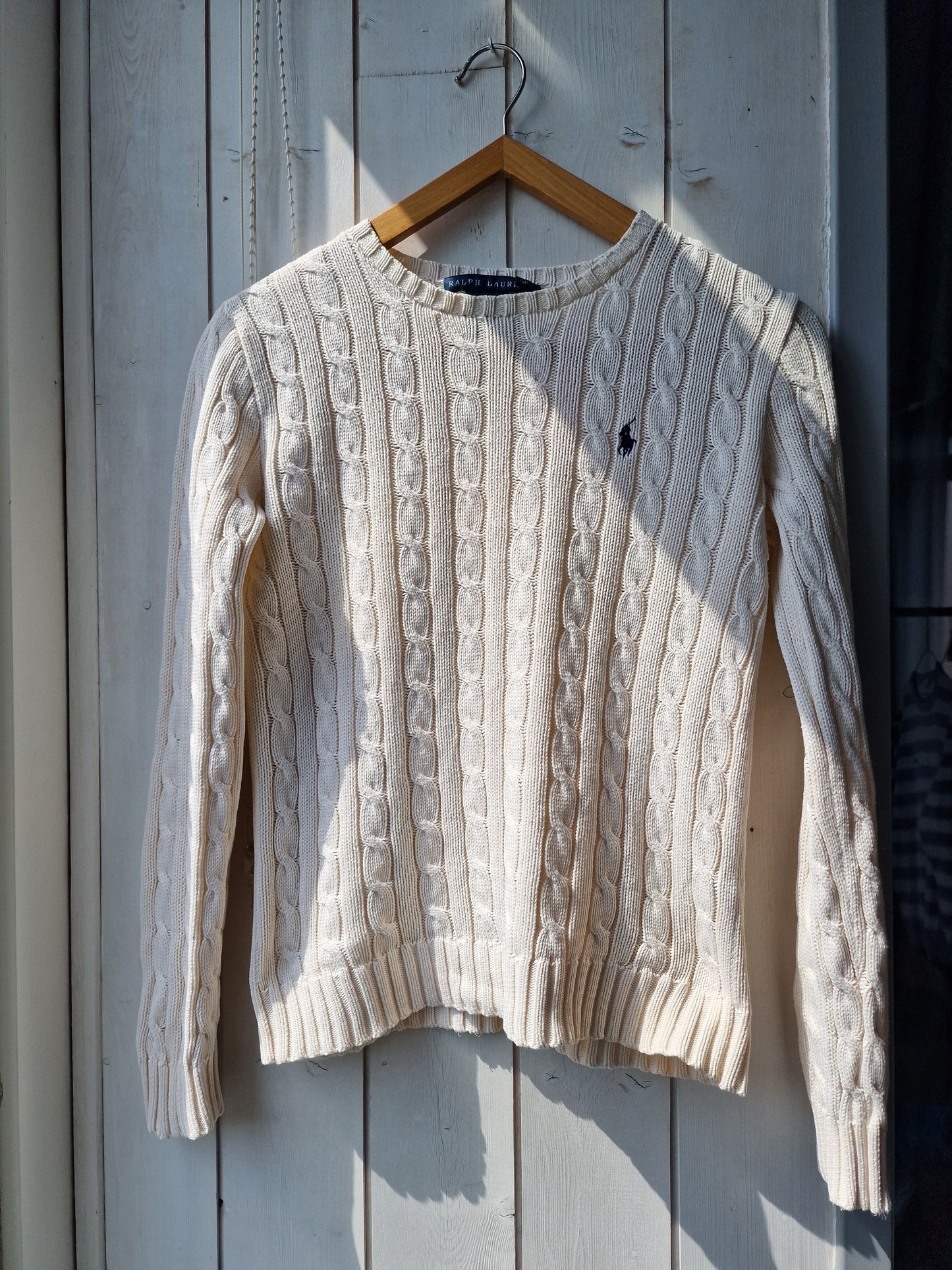 Pull en maille torsadée crème - S/36