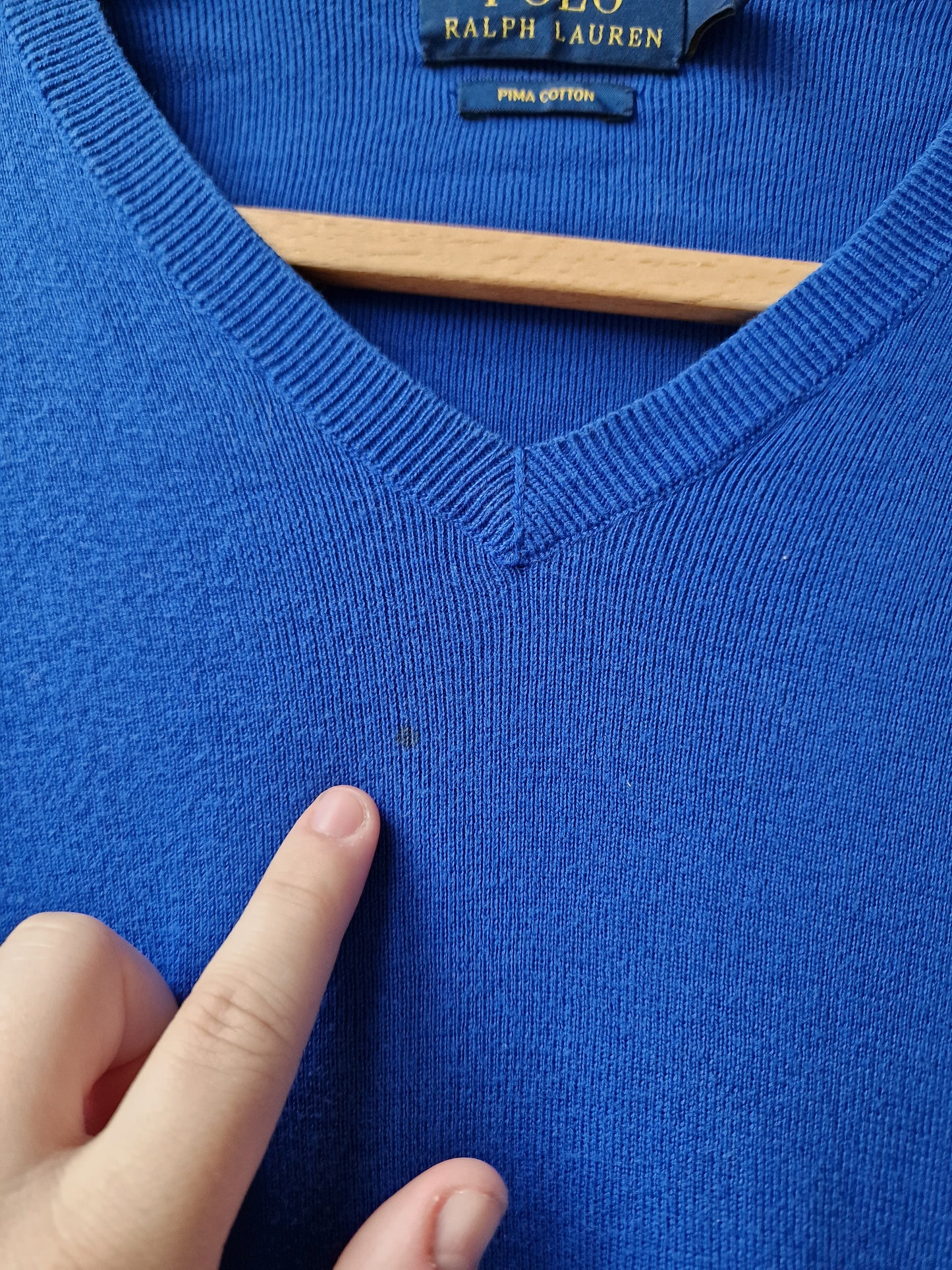 Pull col V en maille fine bleu électrique - S/36