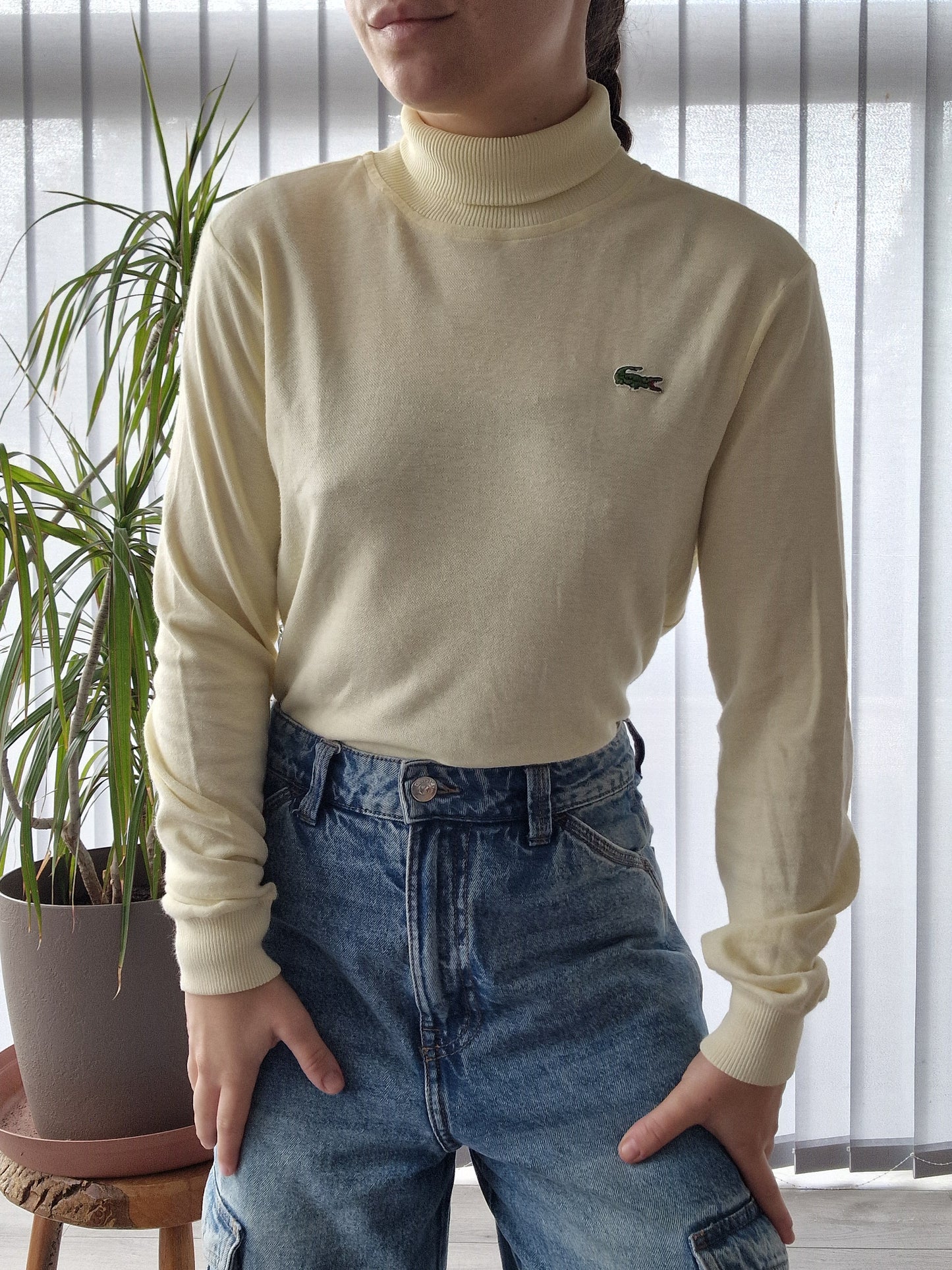 Pull col roulé jaune clair des années 80' - S/36