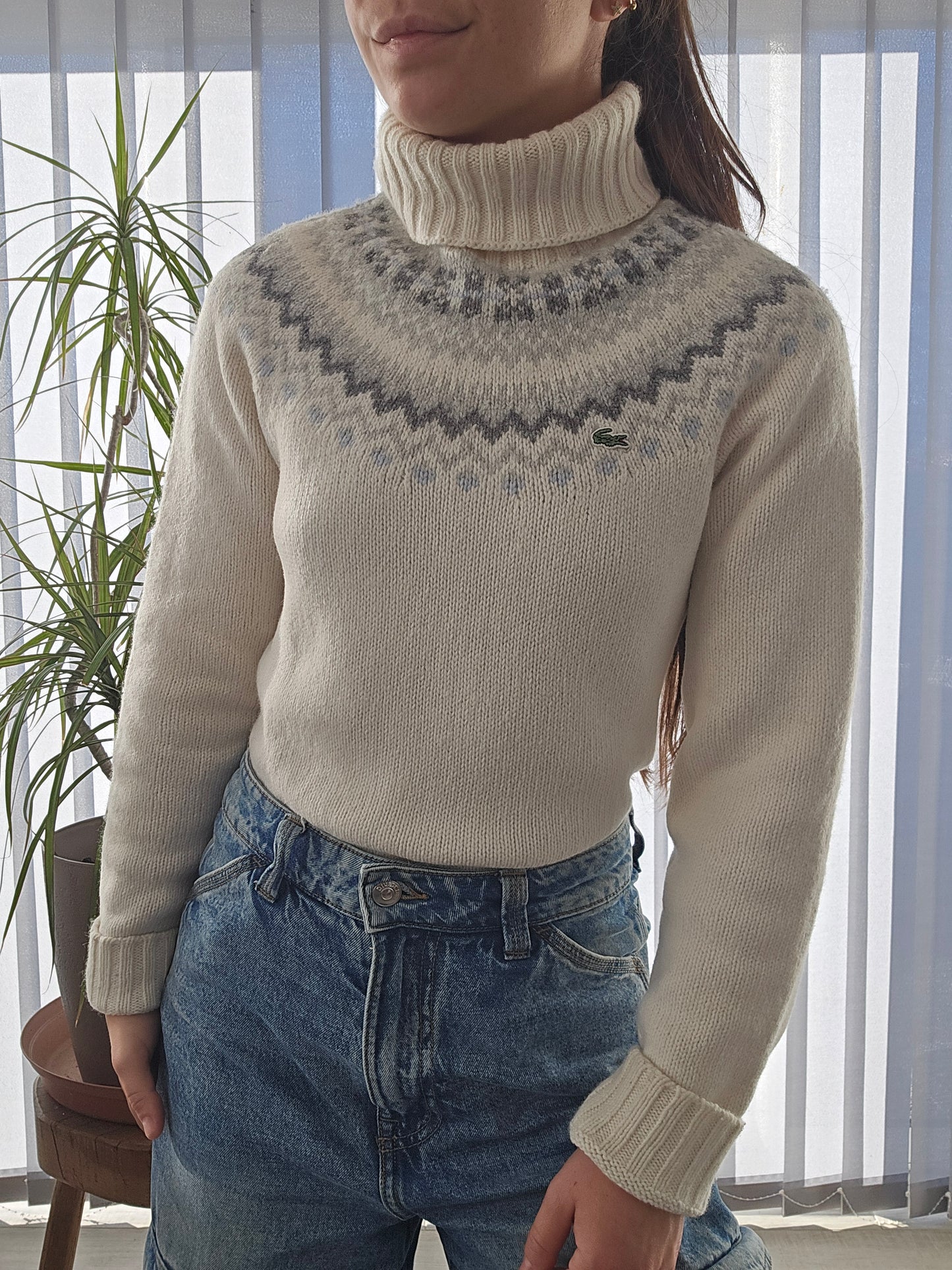 Pull col roulé blanc à motifs vintages bleu des années 90' - XS/S