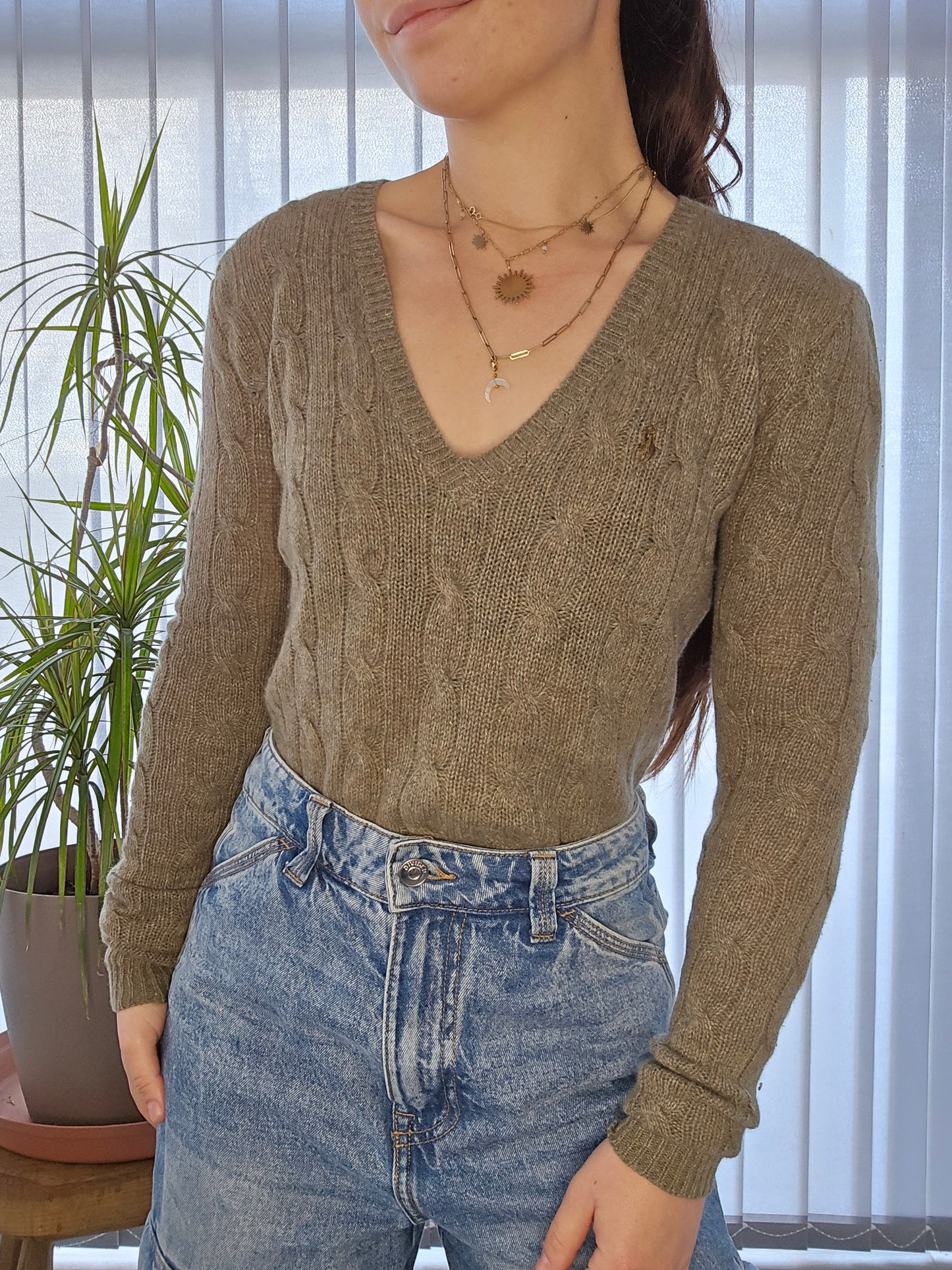 Pull col V en maille torsadée kaki en laine - XS/34