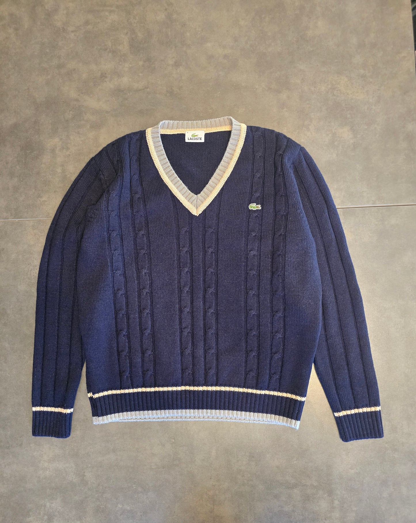 Pull col V torsadé marine des années 90' - S/M