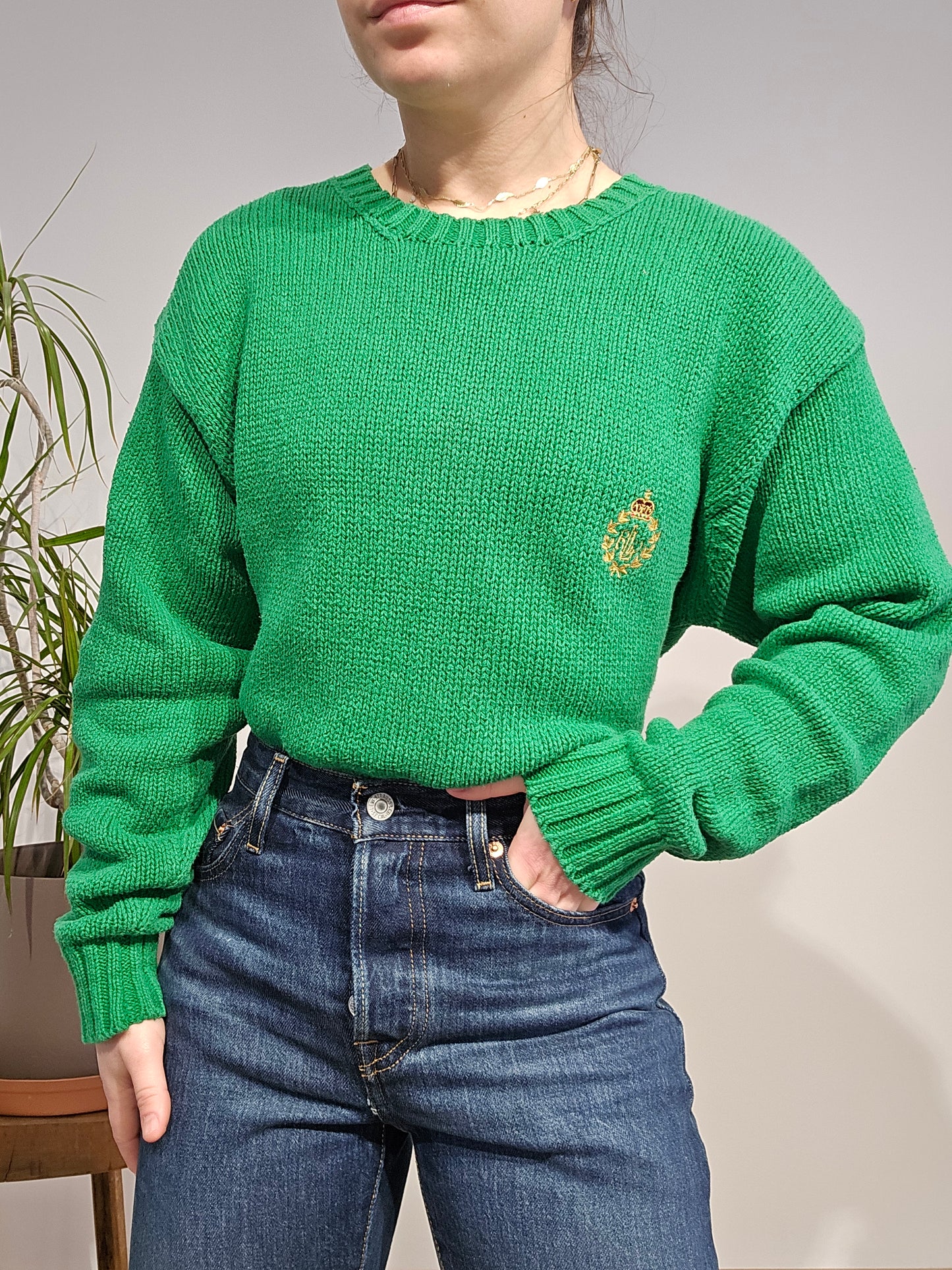 Pull col rond en maille vert brodé des années 90' - L