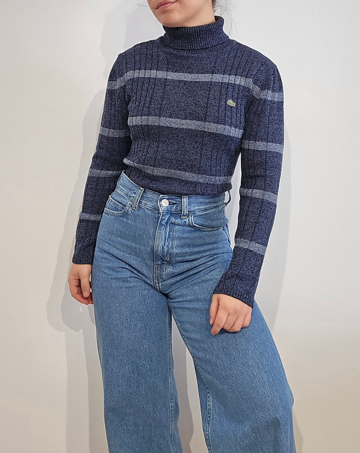 Pull col roulé en laine bleu des années 80' - XS