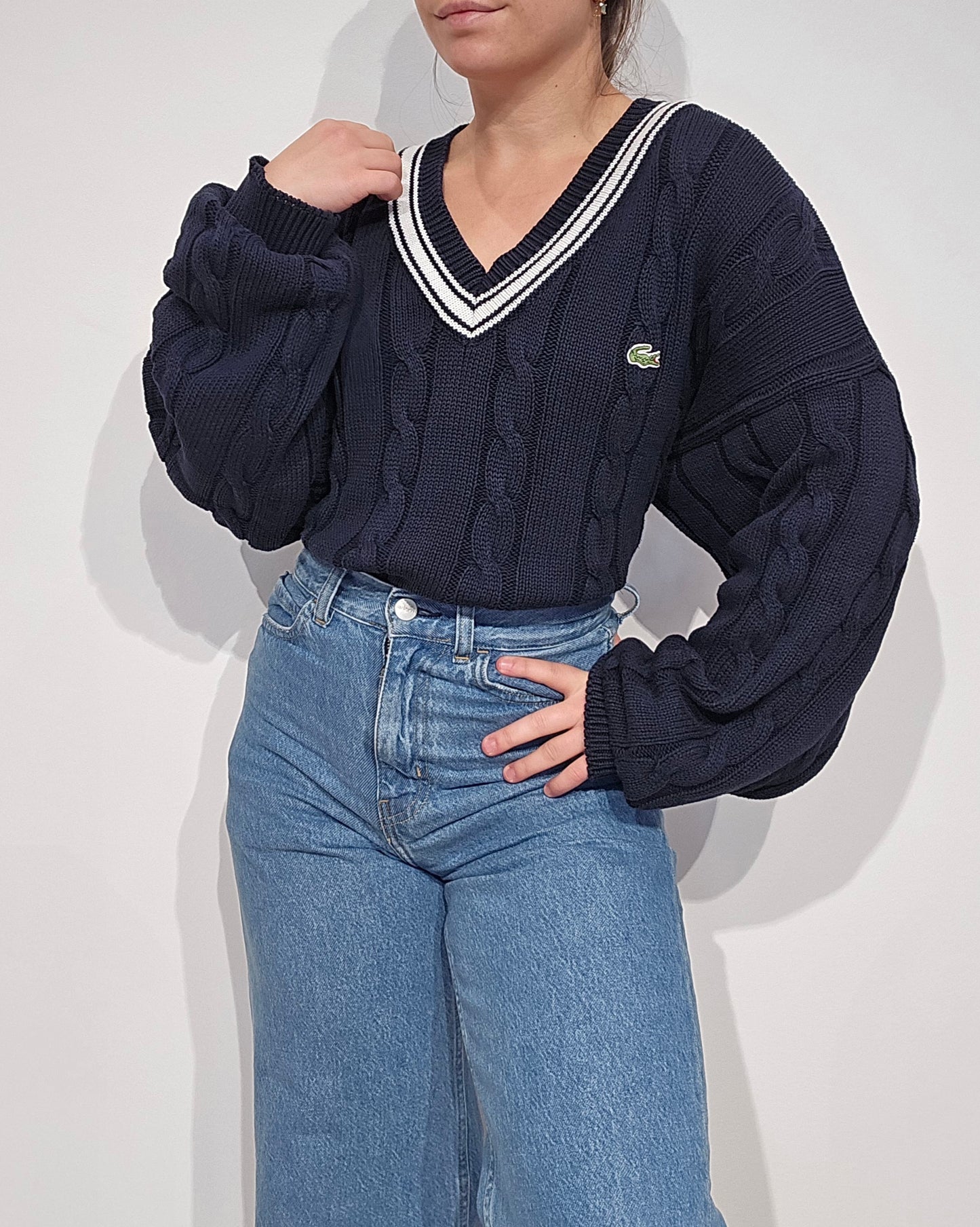 Pull Lacoste col V marine vintage – maille torsadée épaisse, liseré blanc, années 90 - XXL
