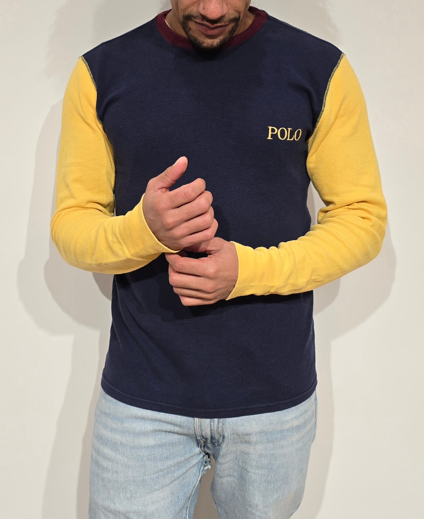 Pull léger en coton marine et jaune - M