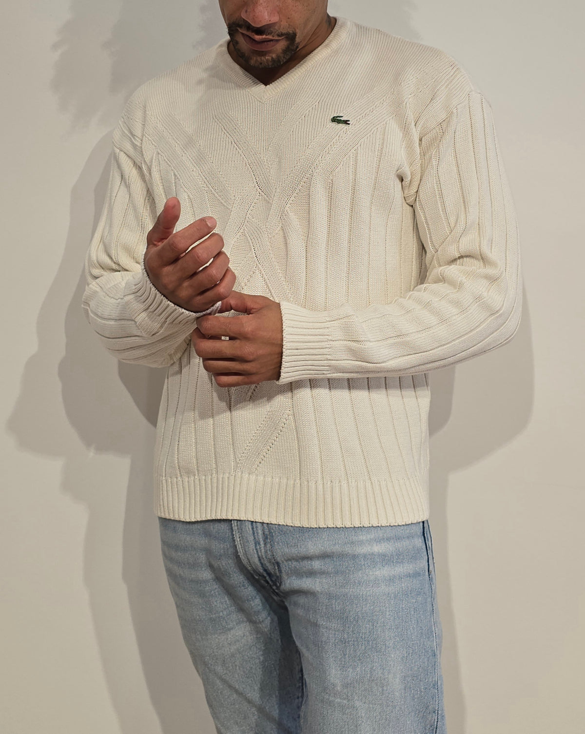 Pull col V en maille travaillée des années 90' - S