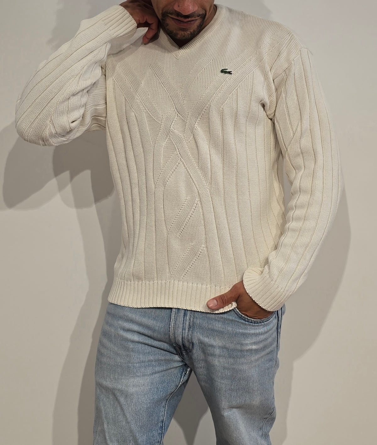 Pull col V en maille travaillée des années 90' - S